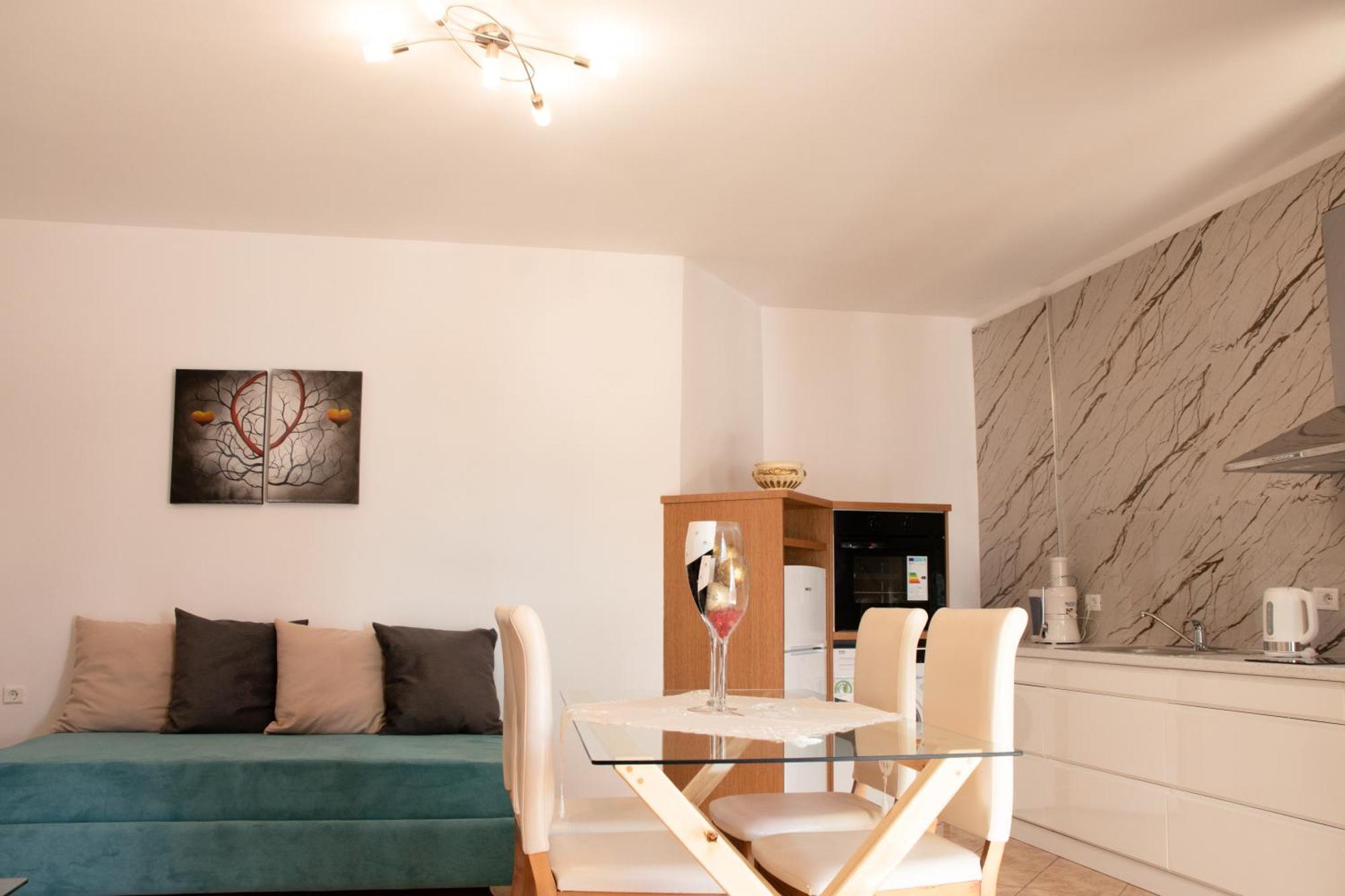 Apartman Flora Saranda